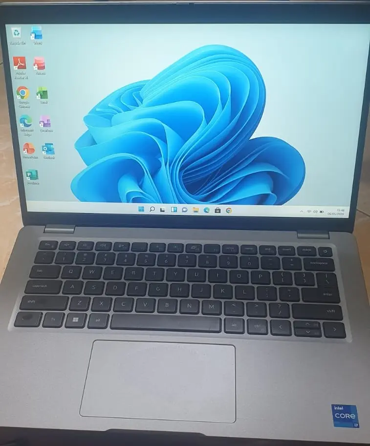Dell Latitude 5430 - Gambar 1