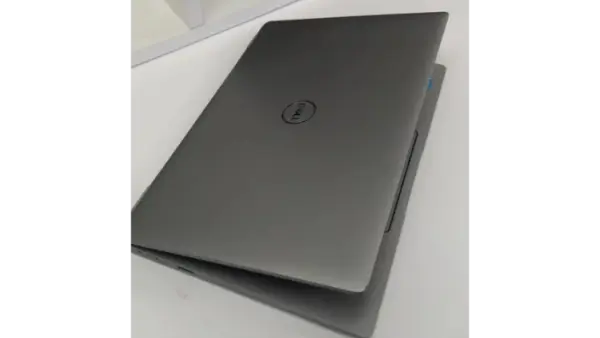 Laptop dell latitude 5320